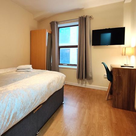 Liverpool City Centre Private Rooms Including Smart Tvs - With Shared Bathroom Luaran gambar