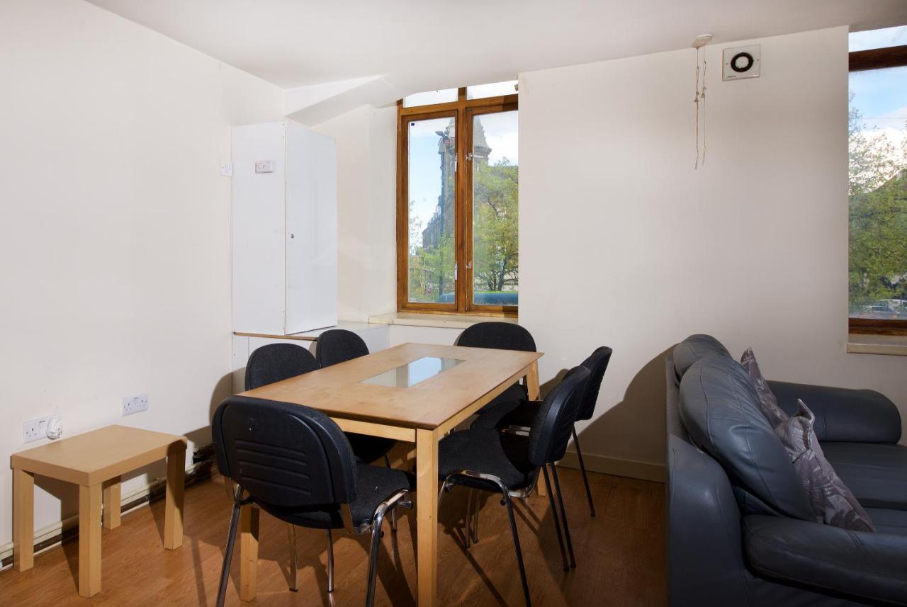 Liverpool City Centre Private Rooms Including Smart Tvs - With Shared Bathroom Luaran gambar