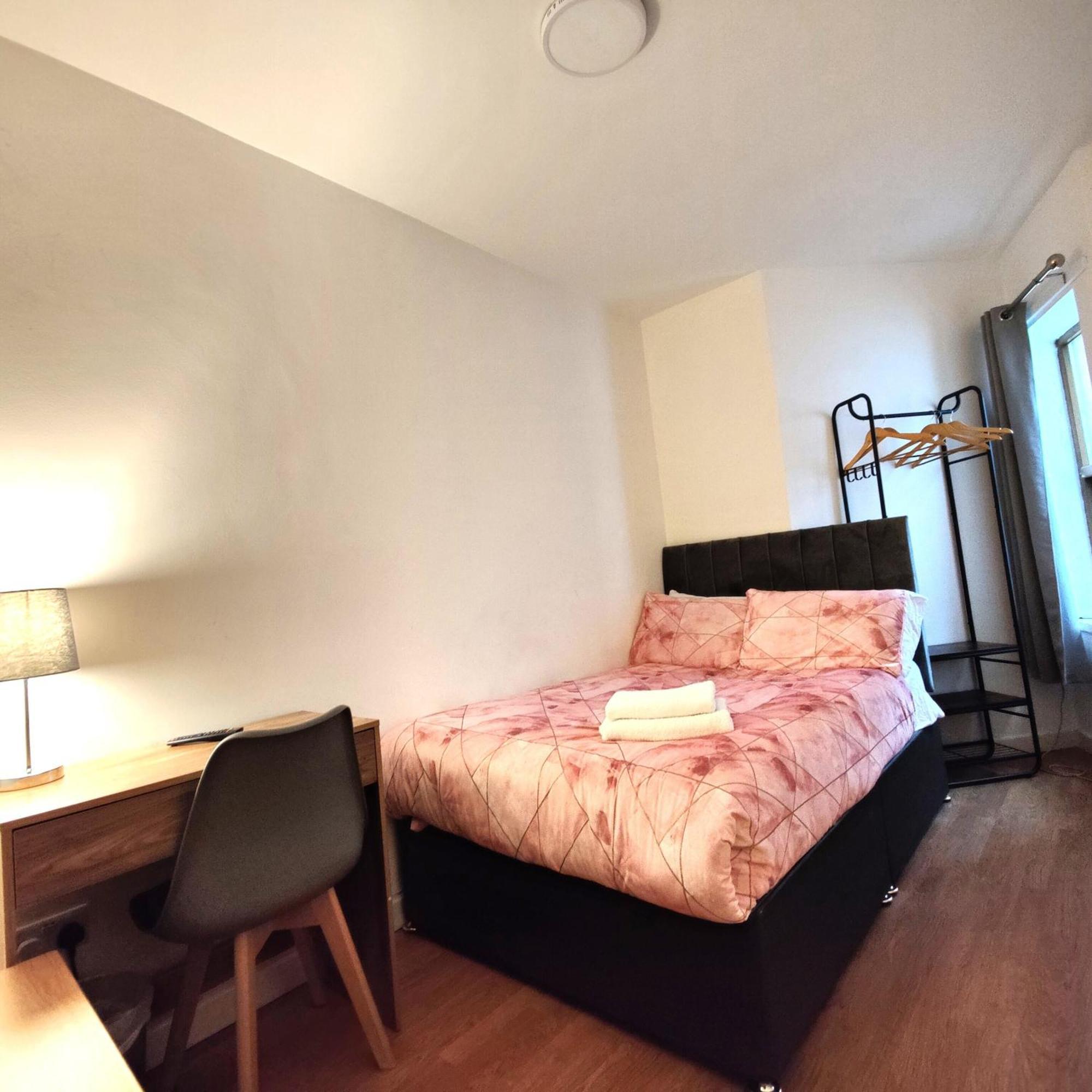 Liverpool City Centre Private Rooms Including Smart Tvs - With Shared Bathroom Luaran gambar